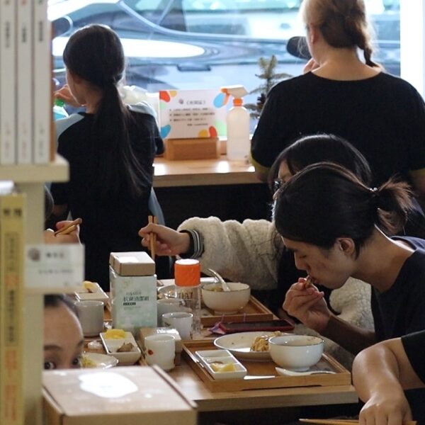 來蔗蹓蹓-新營飯桌